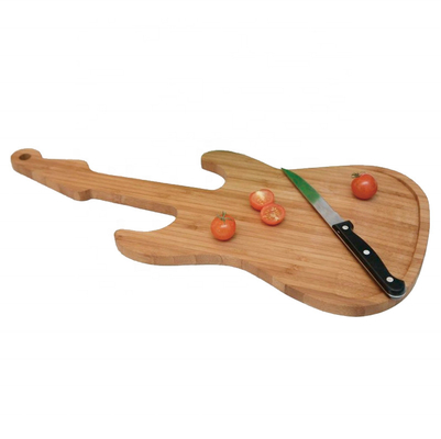 O agregado familiar 8,6 x 0,6 x 19,4 polegadas de guitarra de bambu das placas de corte da cozinha dá forma a de madeira